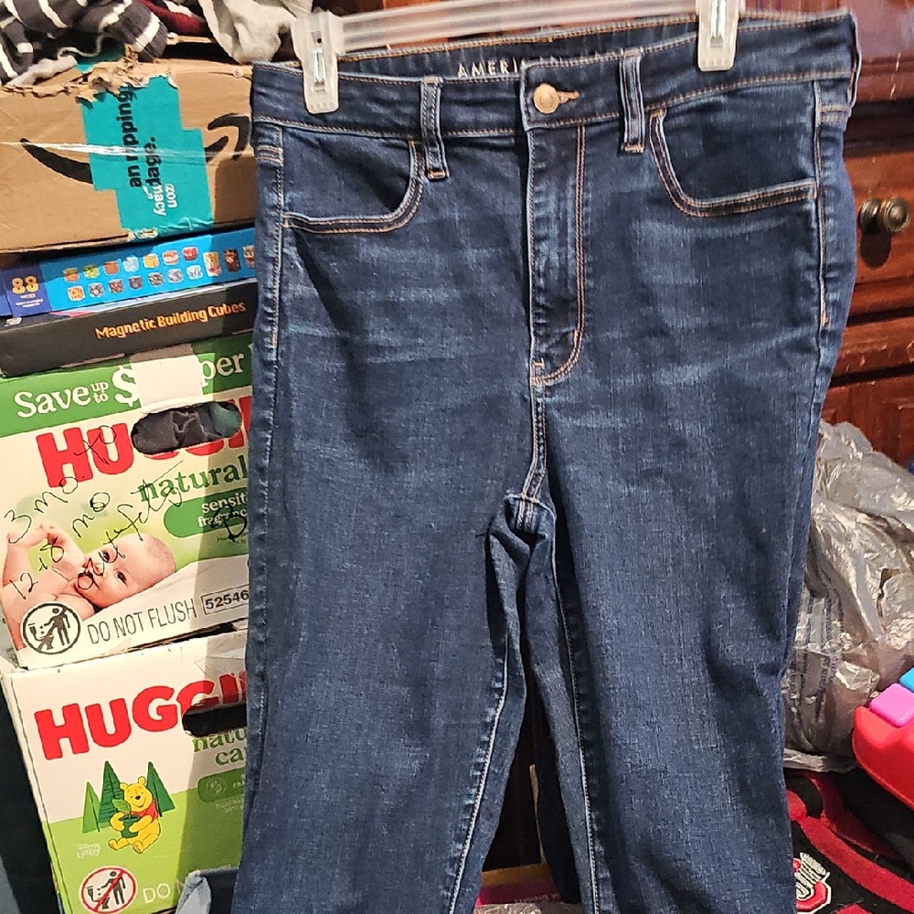 !!.         Womans Size 12 Blue Skinny Jeans